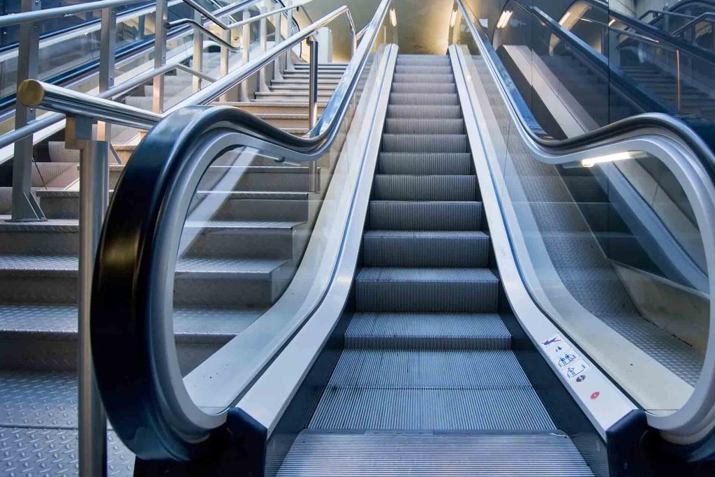 تکنولوژیهای نوین در طراحی پله برقی